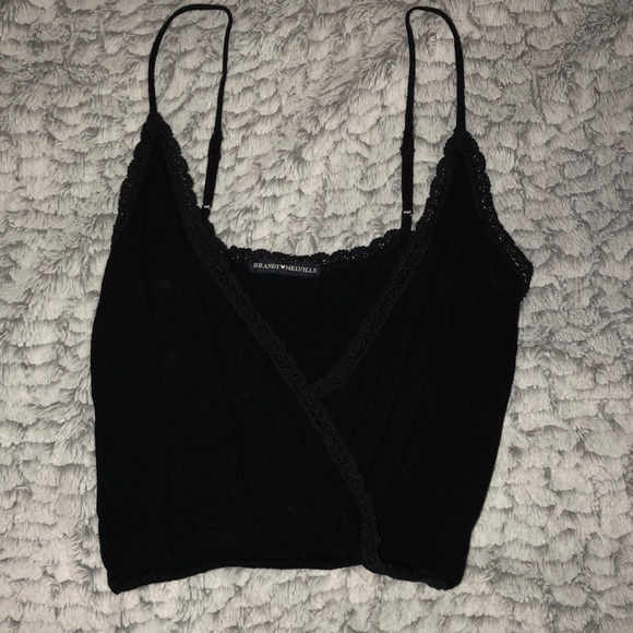Brandy Melville Tops - Brandy Melville crop top